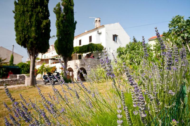 Pape Punat Hotel Exterior photo